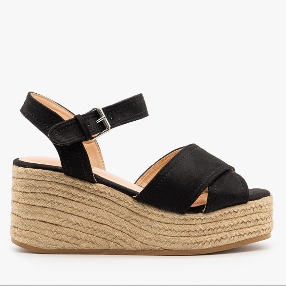 Shoes - NEW‼️BLACK ESPADRILLE SANDALS WEDGE HEELS- shoe